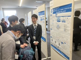 �̿������̼�긦��Ը���ȯɽ����ͻ�